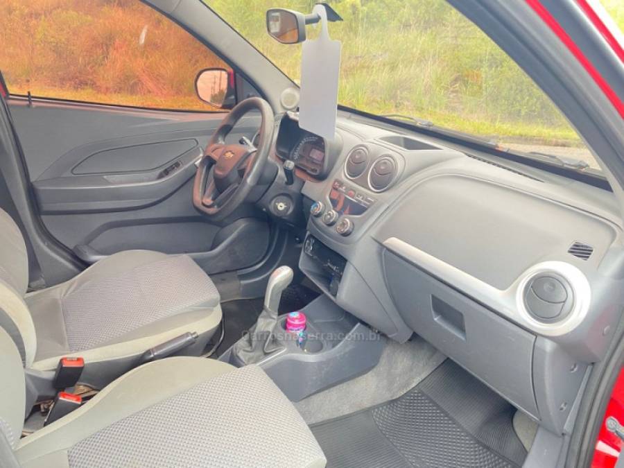 CHEVROLET - MONTANA - 2014/2015 - Vermelha - R$ 42.000,00