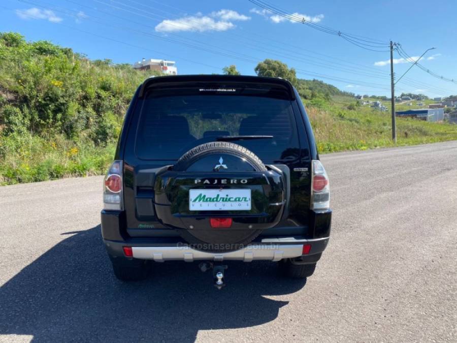 MITSUBISHI - PAJERO FULL - 2008/2008 - Preta - R$ 90.000,00