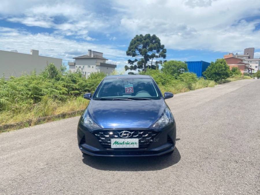 HYUNDAI - HB20S - 2022/2022 - Azul - R$ 76.000,00
