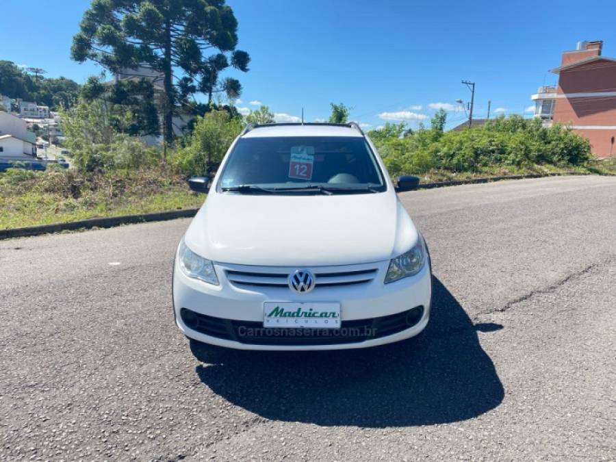 VOLKSWAGEN - SAVEIRO - 2011/2012 - Branca - R$ 42.000,00
