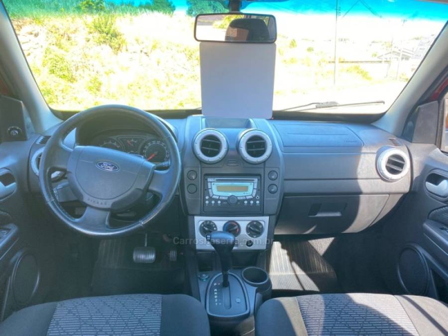 FORD - ECOSPORT - 2011/2012 - Vermelha - R$ 43.000,00