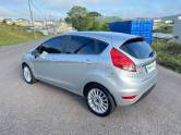 FORD - FIESTA - 2013/2014 - Prata - R$ 45.000,00