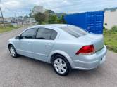 CHEVROLET - VECTRA - 2006/2007 - Prata - R$ 34.000,00