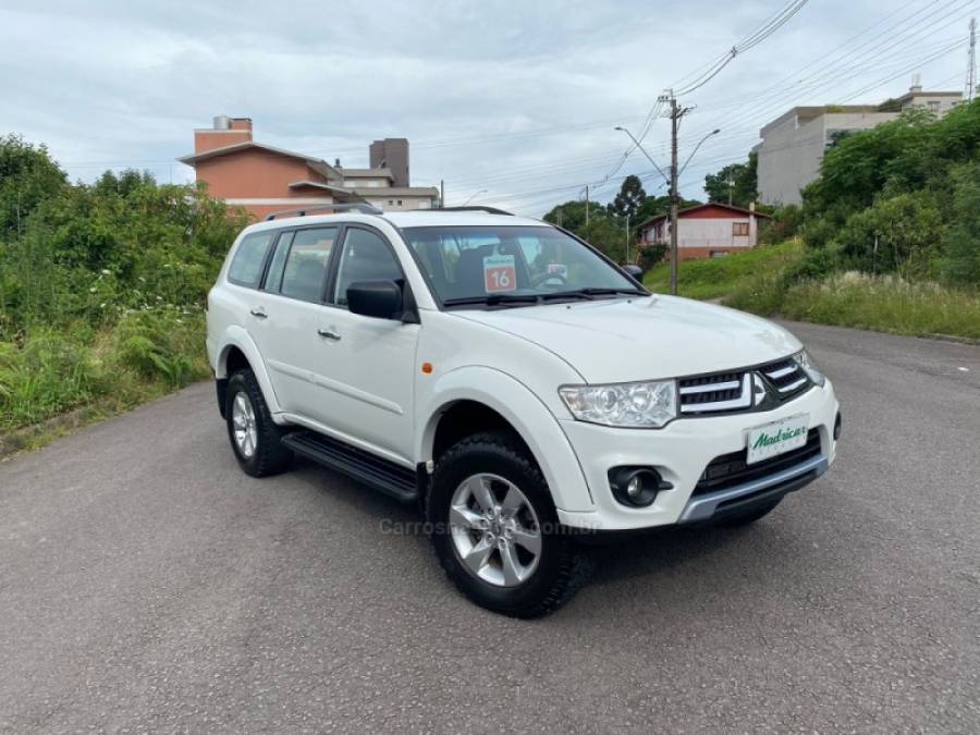 MITSUBISHI - PAJERO - 2015/2016 - Branca - R$ 143.500,00