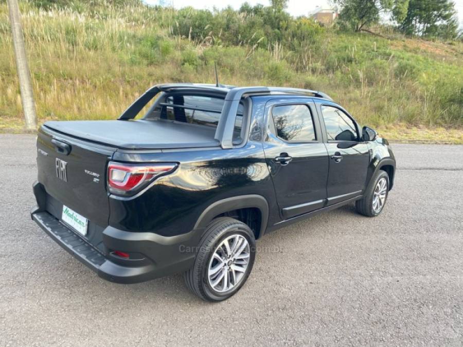 FIAT - STRADA - 2024/2025 - Preta - R$ 127.000,00