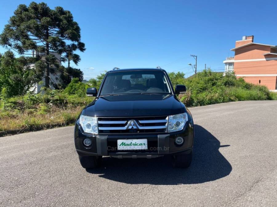 MITSUBISHI - PAJERO FULL - 2008/2008 - Preta - R$ 90.000,00