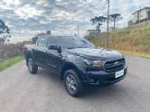 FORD - RANGER - 2020/2021 - Preta - R$ 150.000,00