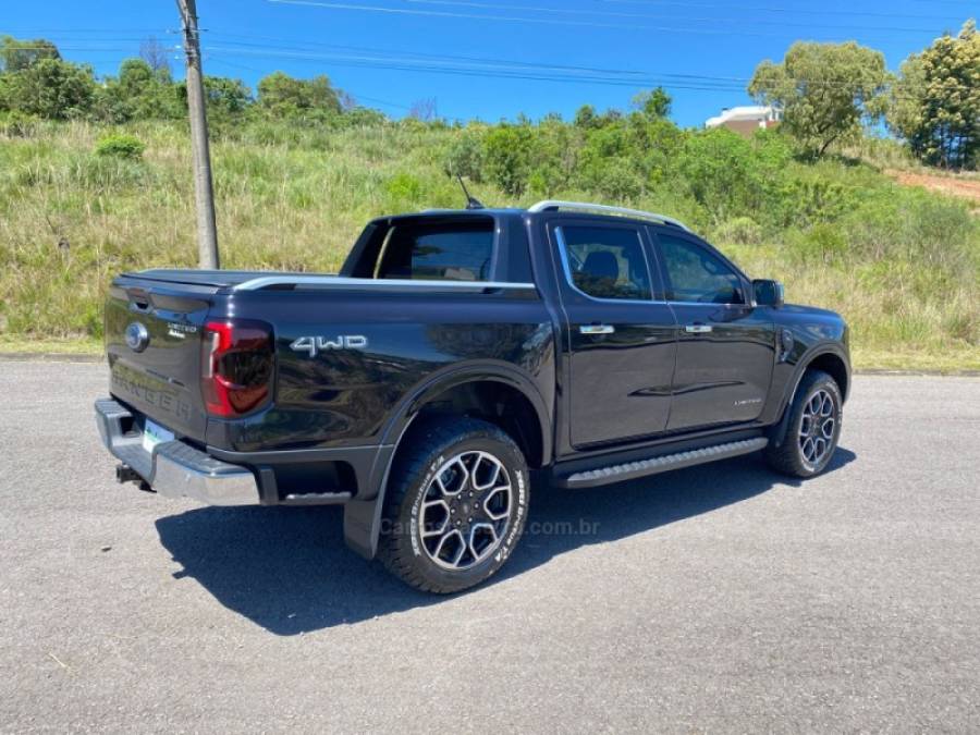FORD - RANGER - 2023/2024 - Preta - R$ 310.000,00
