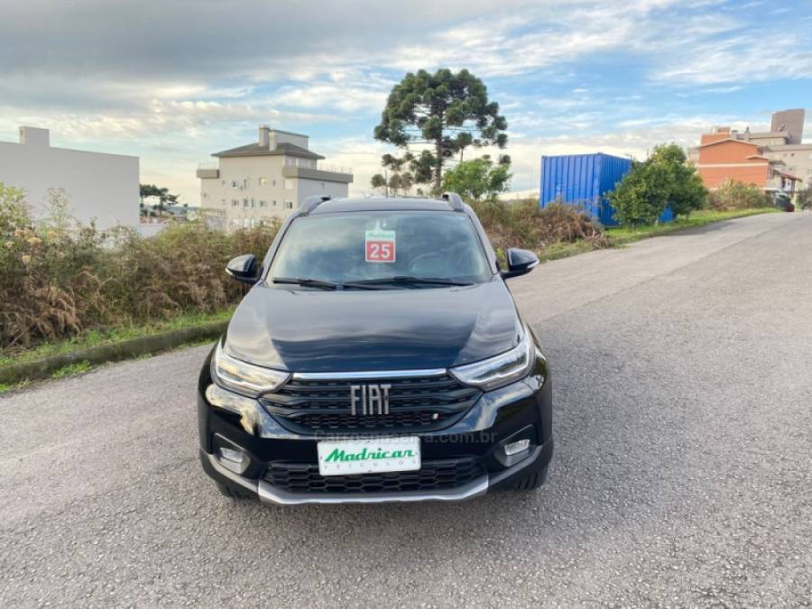 FIAT - STRADA - 2024/2025 - Preta - R$ 127.000,00