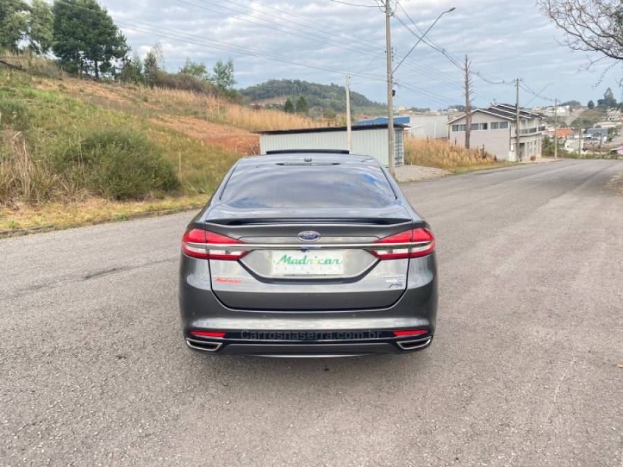 FORD - FUSION - 2017/2017 - Cinza - R$ 100.000,00