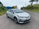 TOYOTA - COROLLA - 2018/2019 - Prata - R$ 105.000,00
