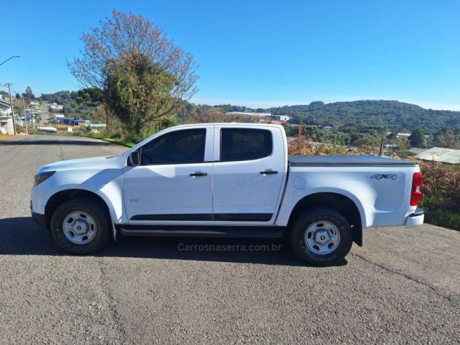 CHEVROLET - S10 - 2022/2023 - Branca - Sob Consulta