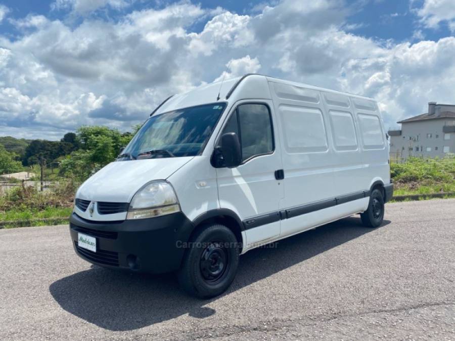 RENAULT - MASTER - 2010/2011 - Branca - R$ 99.000,00