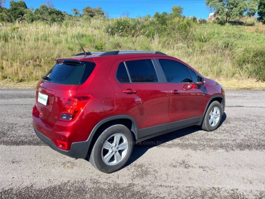 CHEVROLET - TRACKER - 2018/2018 - Vermelha - R$ 82.500,00