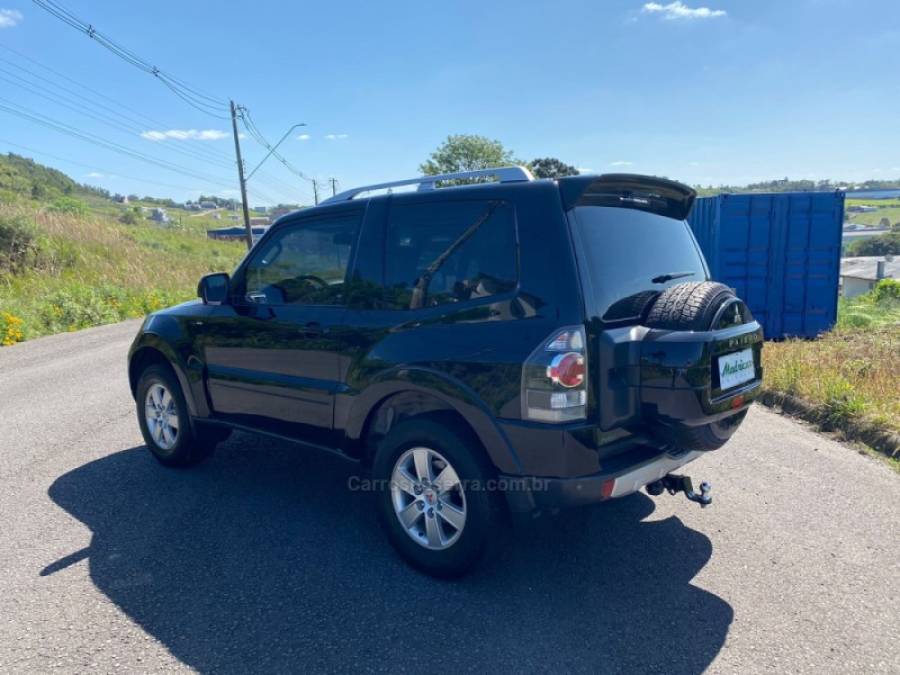 MITSUBISHI - PAJERO FULL - 2008/2008 - Preta - R$ 90.000,00