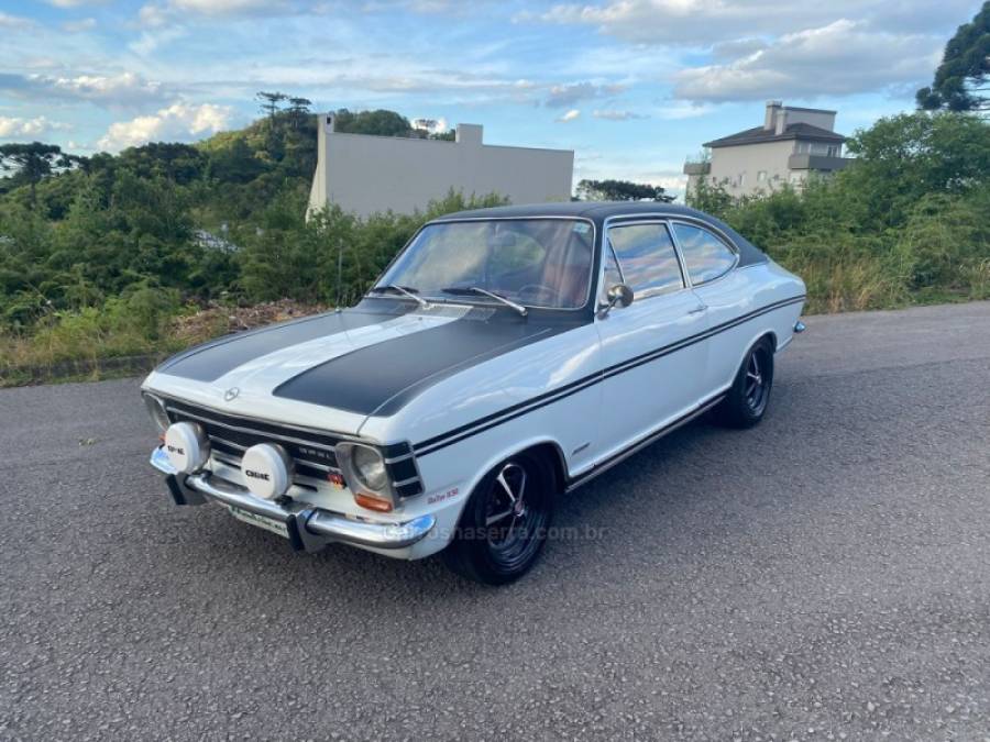 INTERNATIONAL - 4700 - 1968/1968 - Branca - R$ 120.000,00