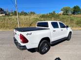 TOYOTA - HILUX - 2022/2022 - Branca - R$ 175.000,00