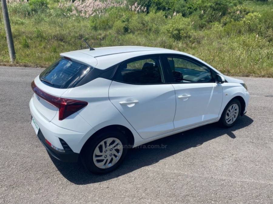 HYUNDAI - HB20 - 2023/2024 - Branca - R$ 66.000,00