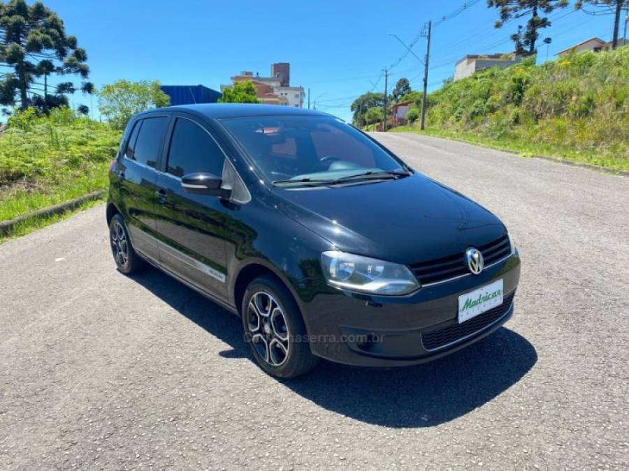 VOLKSWAGEN - FOX - 2014/2014 - Preta - R$ 42.500,00
