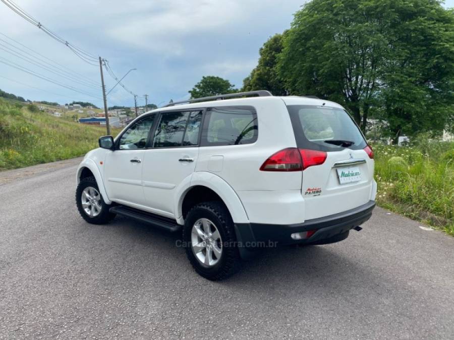 MITSUBISHI - PAJERO - 2015/2016 - Branca - R$ 143.500,00