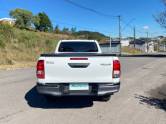 TOYOTA - HILUX - 2022/2022 - Branca - R$ 175.000,00