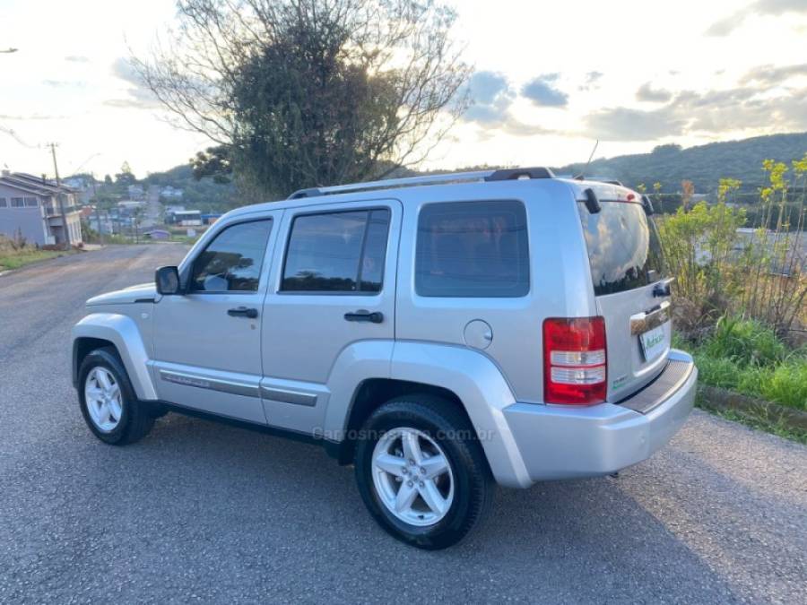 JEEP - CHEROKEE - 2012/2012 - Prata - R$ 72.000,00