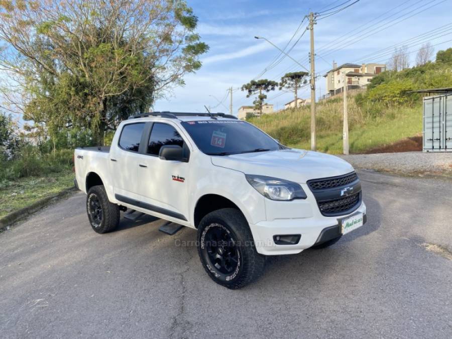 CHEVROLET - S10 - 2014/2014 - Branca - R$ 145.000,00