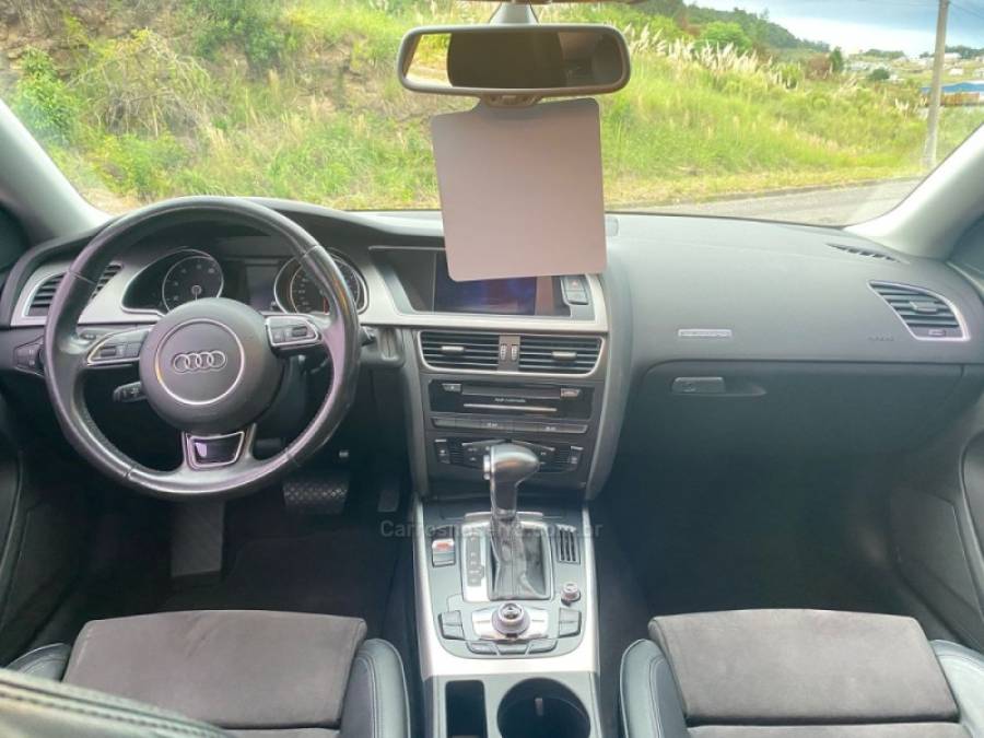 AUDI - A5 - 2014/2015 - Preta - R$ 99.000,00