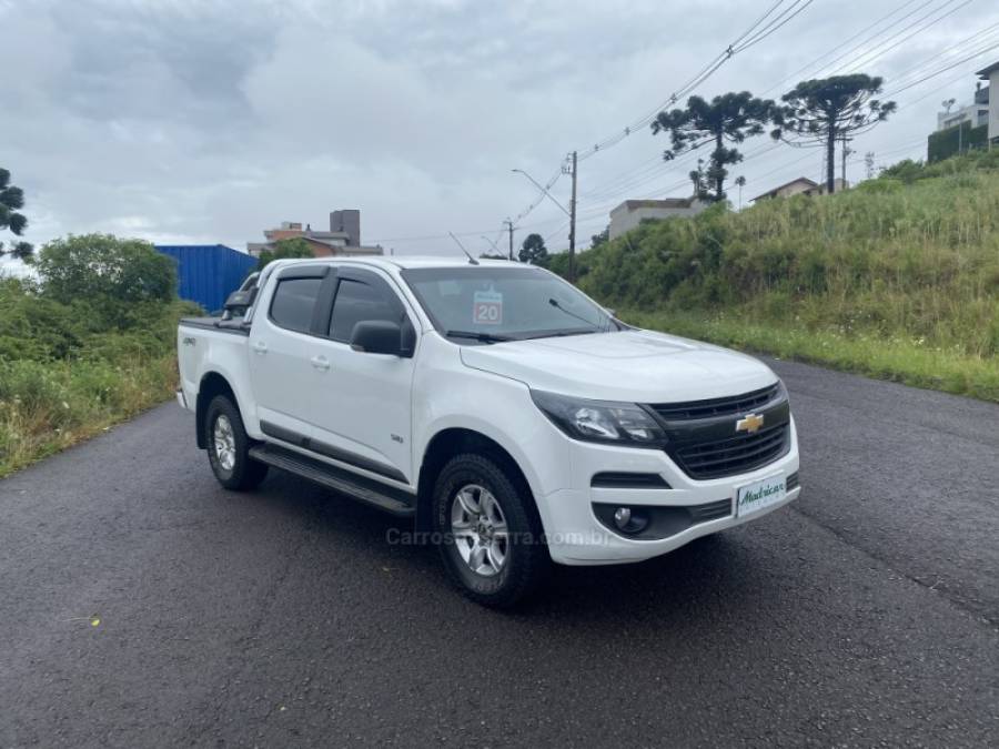 CHEVROLET - S10 - 2019/2020 - Branca - R$ 140.000,00