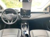 TOYOTA - COROLLA - 2023/2024 - Branca - R$ 150.000,00