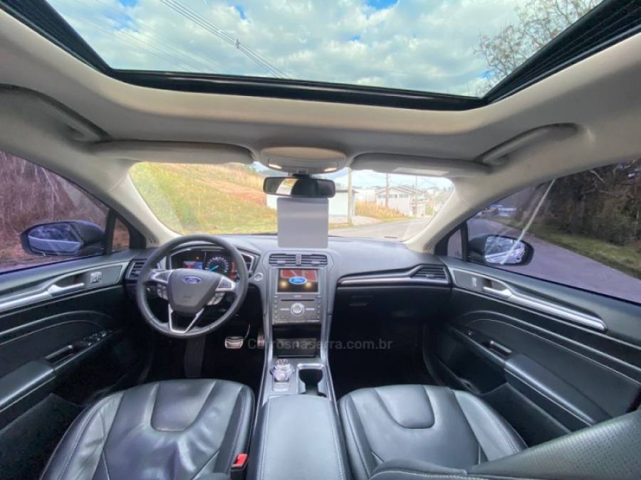 FORD - FUSION - 2017/2017 - Cinza - R$ 100.000,00
