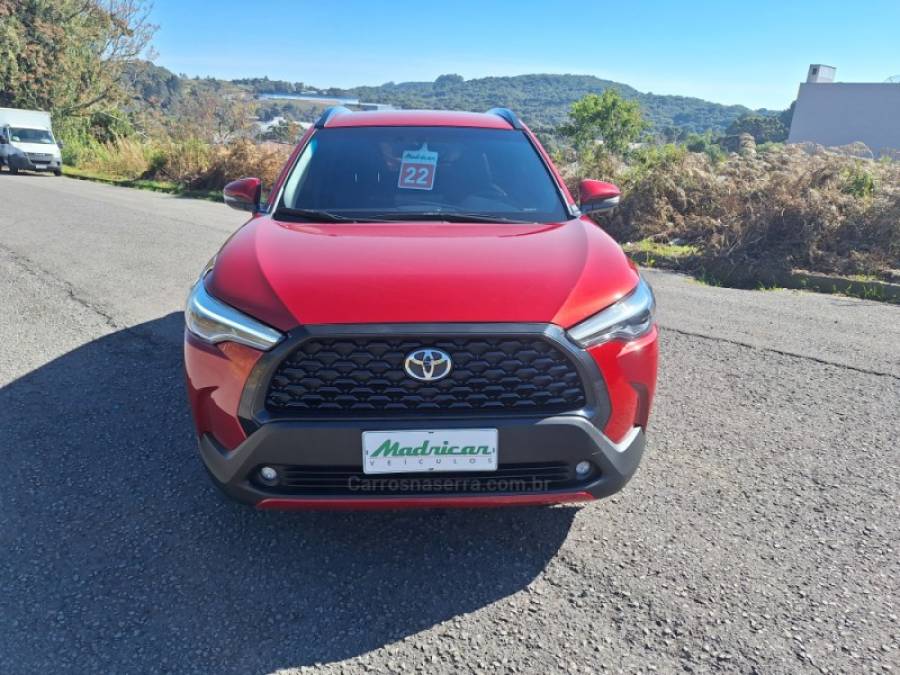 TOYOTA - COROLLA - 2021/2022 - Vermelha - Sob Consulta