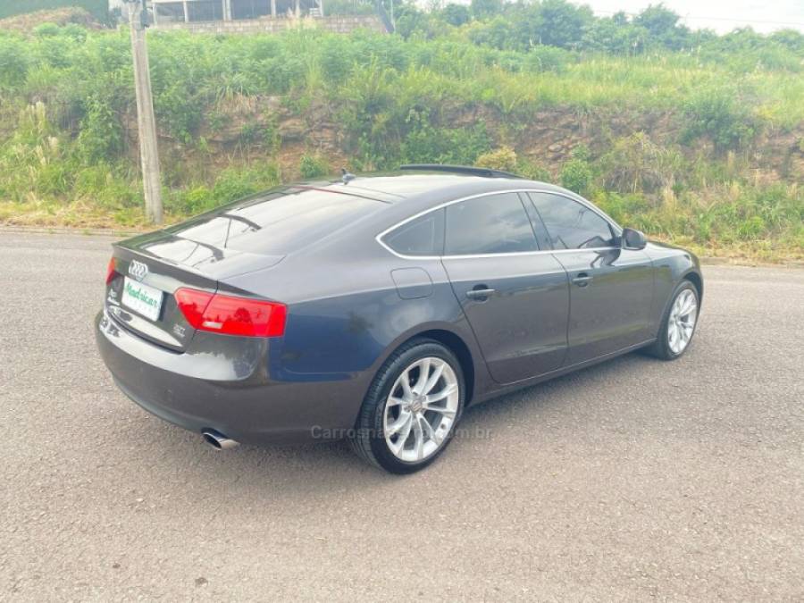 AUDI - A5 - 2014/2015 - Preta - R$ 99.000,00