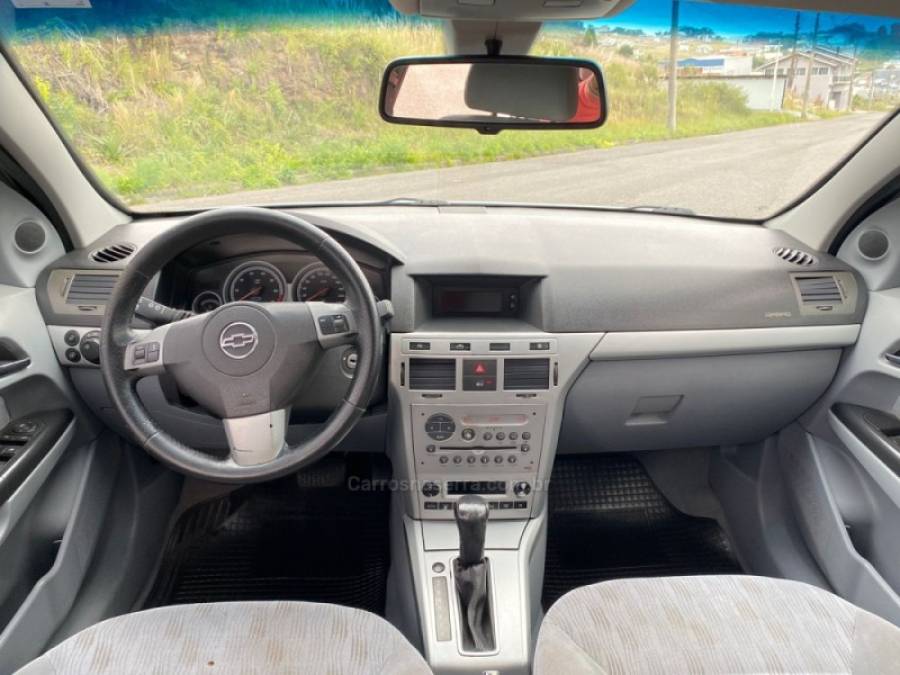 CHEVROLET - VECTRA - 2006/2007 - Prata - R$ 34.000,00