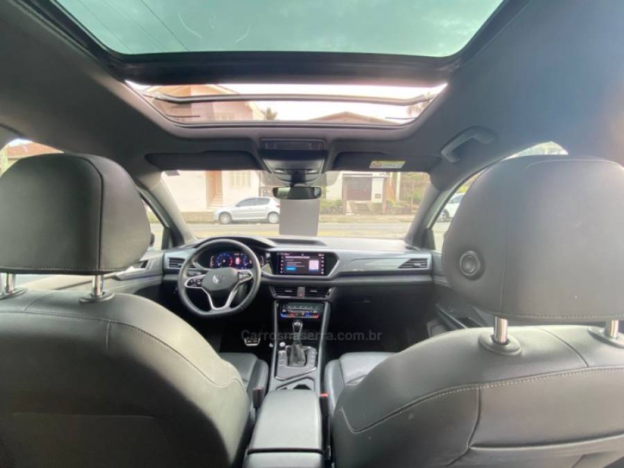 VOLKSWAGEN - TAOS - 2023/2024 - Branca - R$ 185.000,00