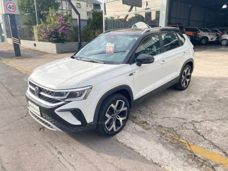 VOLKSWAGEN - TAOS - 2023/2024 - Branca - Sob Consulta