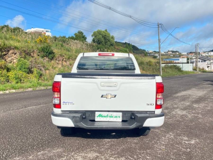 CHEVROLET - S10 - 2015/2015 - Branca - R$ 106.000,00