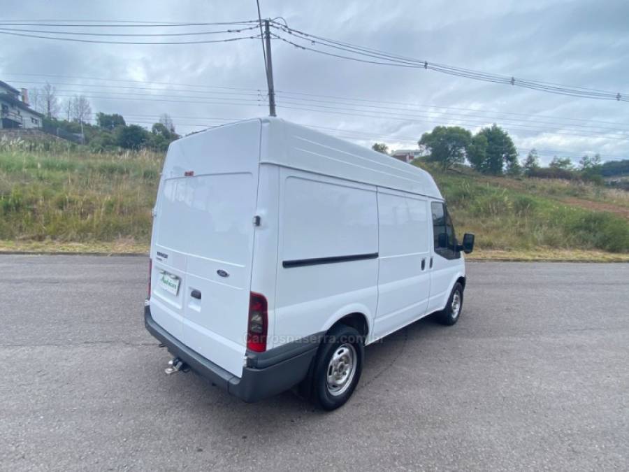 FORD - TRANSIT - 2011/2011 - Branca - R$ 72.000,00