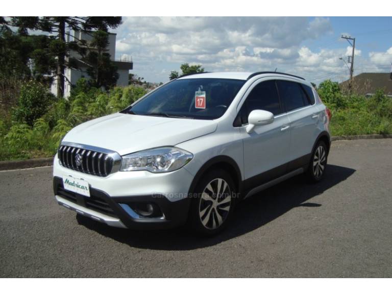 SUZUKI - S-CROSS - 2017/2017 - Branca - R$ 78.500,00